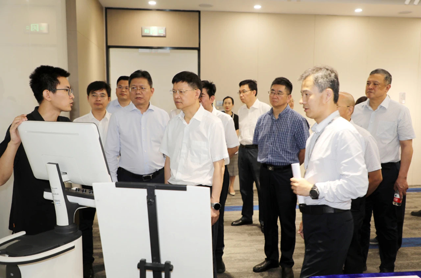 Chairman Yaping Li and His Delegation from the Standing Committee of Suzhou Municipal People